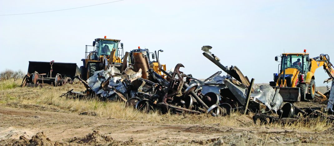 BNSF Train Derails North of Angora